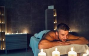 hacer un masaje masculino