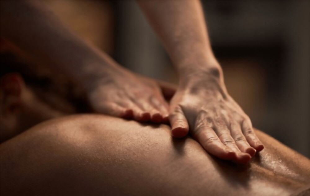 los masajes tántricos ayudan a superar bloqueos emocionales